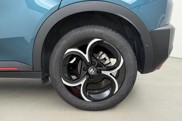 Alfa Romeo Junior (2025) — foto 14 van 17