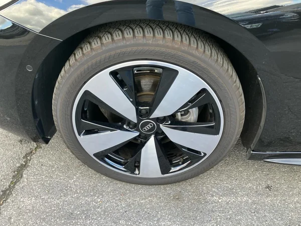 AUDI A5 Avant (2025) — foto 22 van 24
