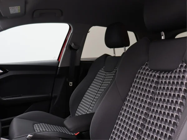 AUDI A1 Sportback (2025) — foto 2 van 16