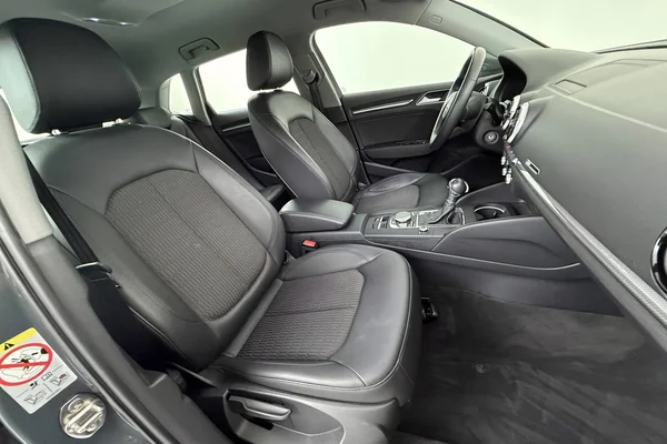 Audi A3 Sportback (2019) — foto 15 van 34