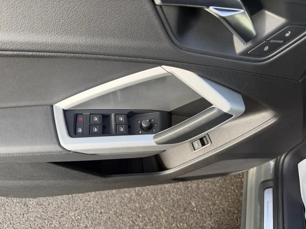 AUDI Q3 Sportback (2023) — foto 7 van 22