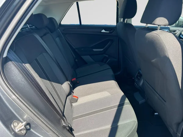 VOLKSWAGEN T-Roc (2022) — foto 4 van 18