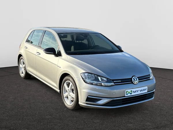 VOLKSWAGEN Golf VII (2020) — foto 17 van 20