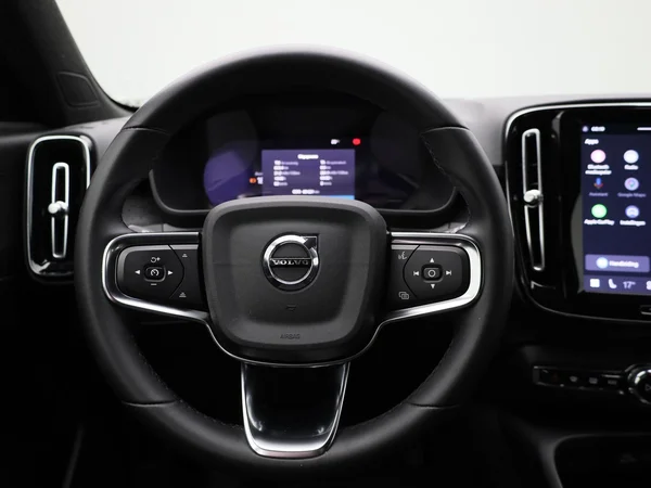 Volvo XC40 (2023) — foto 37 van 39