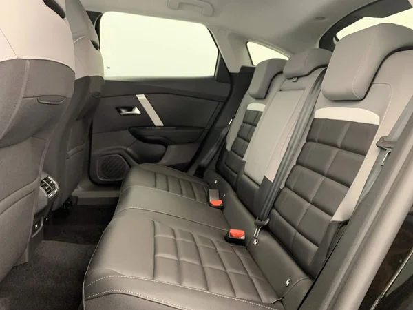 Citroen C4 (2025) — foto 15 van 26