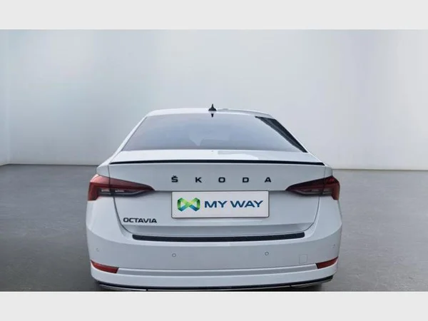 Skoda OCTAVIA (2024) — foto 20 van 23