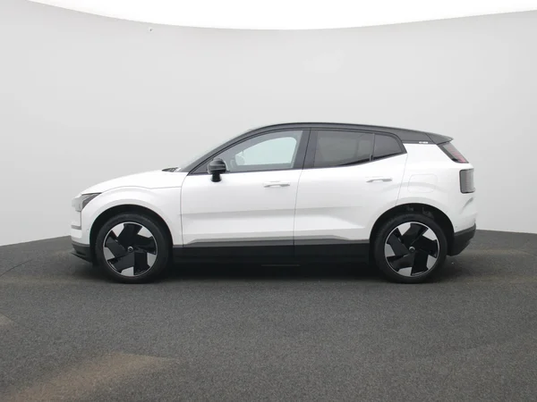 Volvo EX30 (2024) — foto 34 van 43