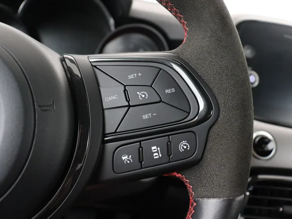 FIAT 500X (2024) — foto 9 van 28