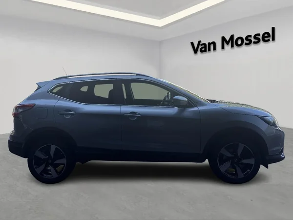 Nissan QASHQAI (2016) — foto 13 van 17