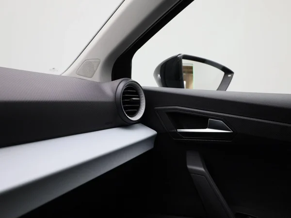SEAT Ibiza (2023) — foto 20 van 39