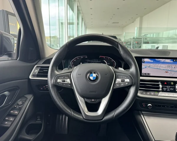 BMW 3 Reeks (2020) — foto 15 van 30