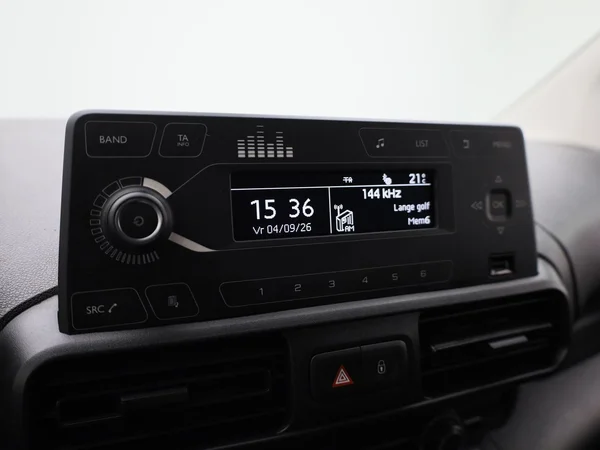 Opel Combo Life (2022) — foto 18 van 34