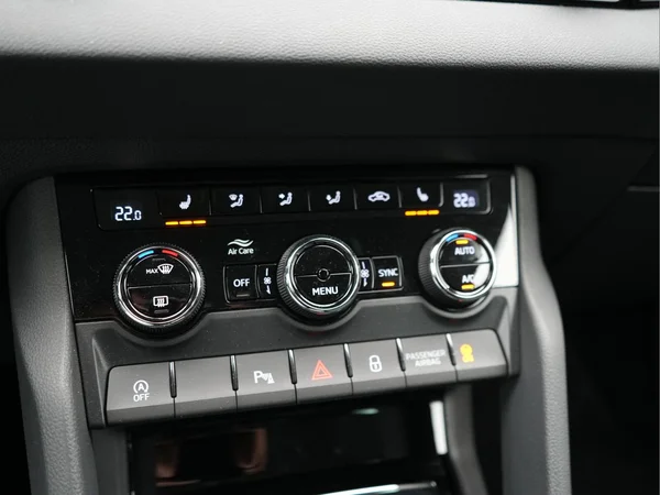 SKODA Karoq (2026) — foto 14 van 28