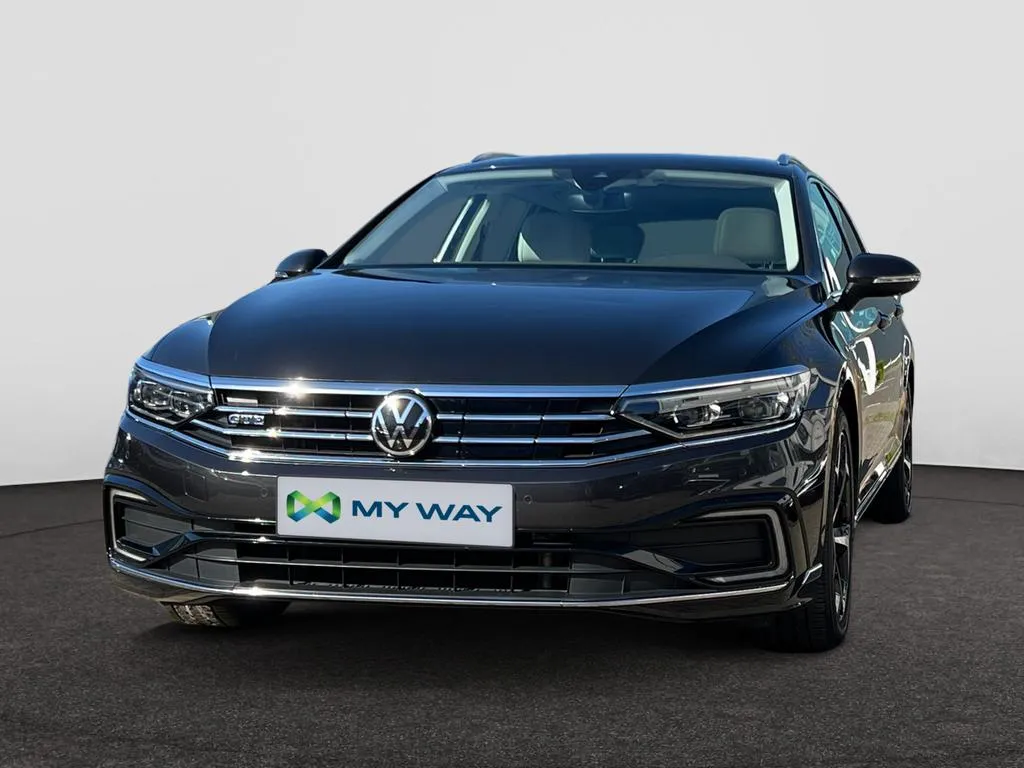 VOLKSWAGEN Passat Variant GTE 1122_32969_2020