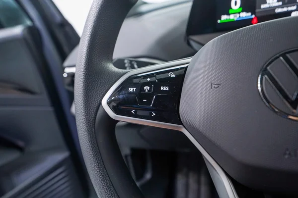 Volkswagen ID.4 (2021) — foto 14 van 56