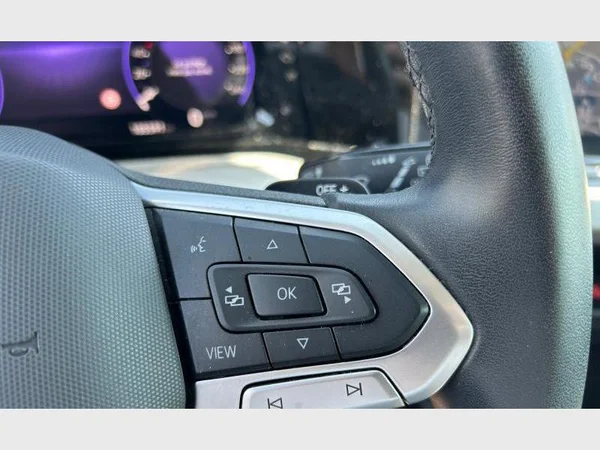 Volkswagen Golf VIII SW (2023) — foto 15 van 29