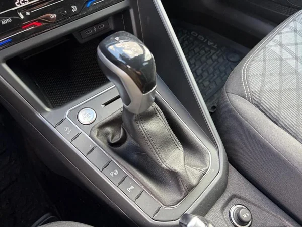 VOLKSWAGEN Taigo (2023) — foto 14 van 22
