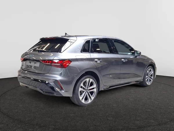 AUDI A3 Sportback PHEV (2025) — foto 3 van 24