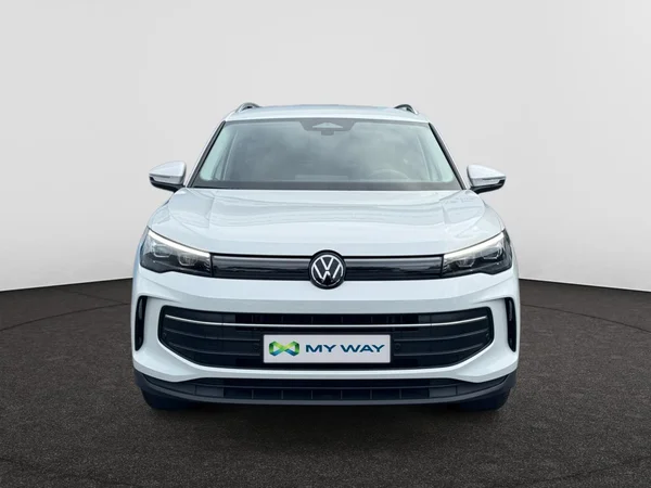 VOLKSWAGEN Tiguan (2024) — foto 21 van 24