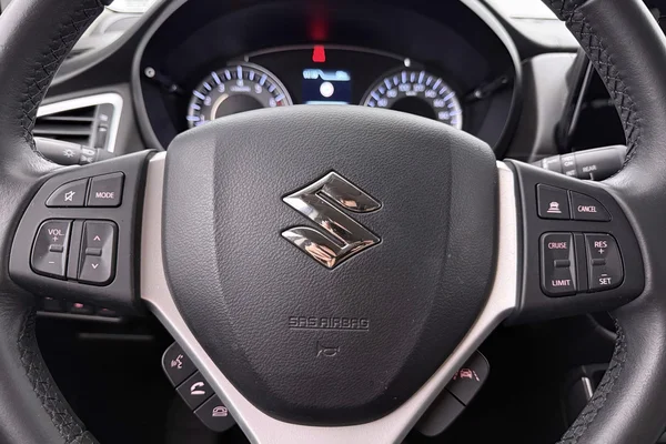 Suzuki S-Cross (2023) — foto 10 van 35