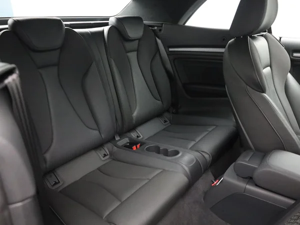 AUDI A3 Cabriolet (2015) — foto 21 van 21
