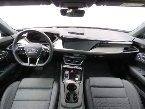 AUDI E-tron GT (2023) — foto 36 van 37