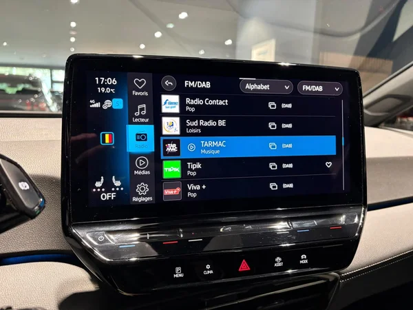 VOLKSWAGEN ID.3 (2024) — foto 3 van 18