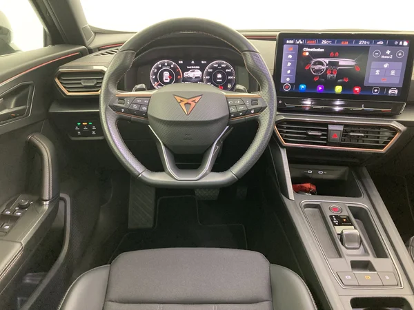 CUPRA Formentor (2024) — foto 26 van 36