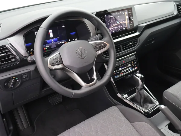 VOLKSWAGEN T-Cross (2025) — foto 8 van 23