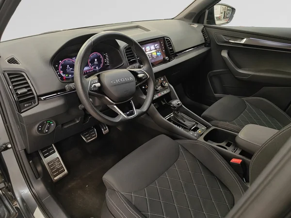 SKODA Karoq (2025) — foto 11 van 19