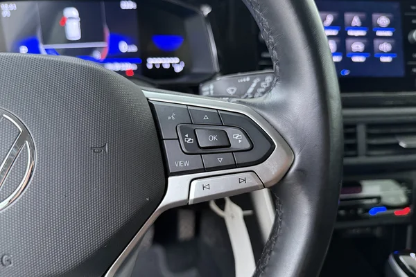 Volkswagen Taigo (2024) — foto 8 van 17