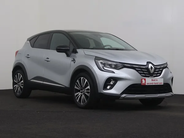 RENAULT Captur (2022) — foto 23 van 28