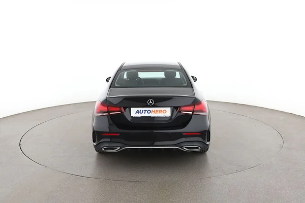 Mercedes-Benz A-Klasse (2021) — foto 11 van 16