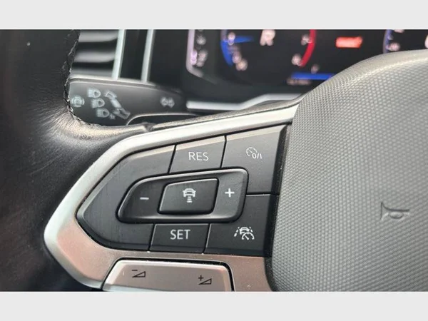 Volkswagen Taigo (2023) — foto 9 van 26