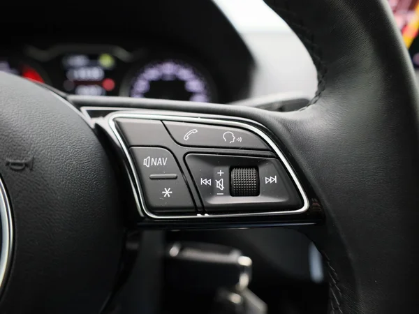 Audi Q2 (2022) — foto 10 van 38