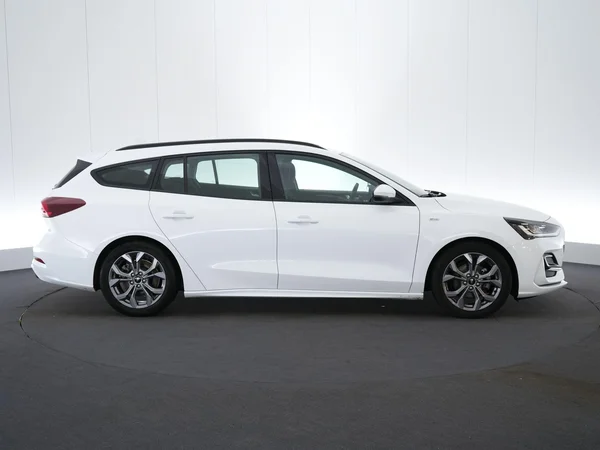 Ford Focus (2024) — foto 13 van 18