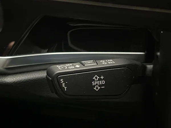 AUDI Q3 Sportback (2024) — foto 2 van 20