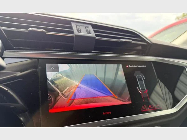 Audi Q3 Sportback (2020) — foto 8 van 24
