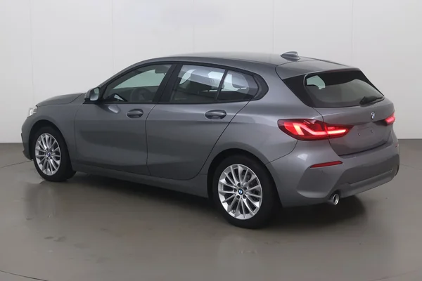 BMW 1 HATCH (2024) — foto 10 van 16