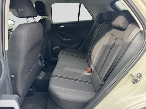 VOLKSWAGEN T-Roc (2026) — foto 16 van 24