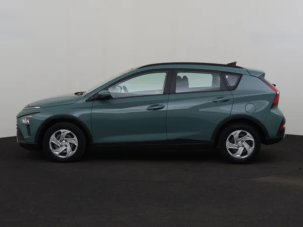 HYUNDAI Bayon (2022) — foto 12 van 25