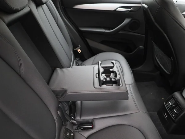 BMW X1 (2021) — foto 35 van 46