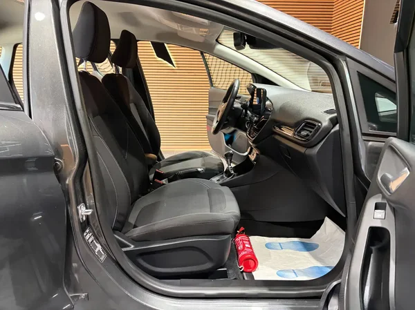 Ford Fiesta (2020) — foto 8 van 23