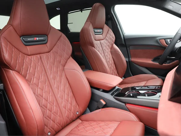 AUDI S5 Avant (2026) — foto 17 van 22