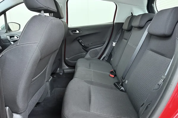 Peugeot 208 (2018) — foto 22 van 23
