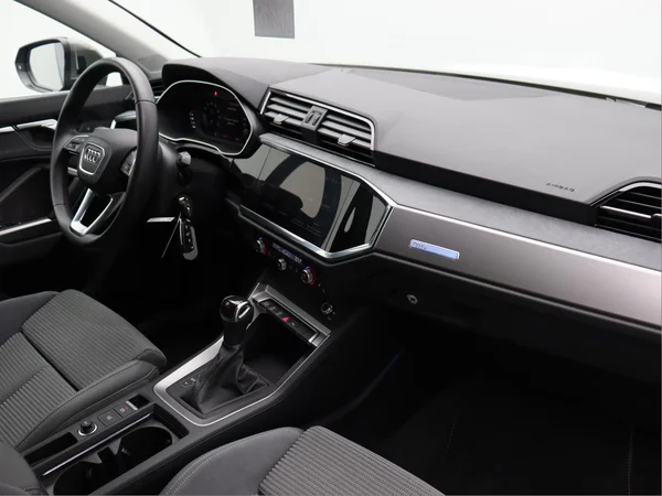 AUDI Q3 Sportback (2025) — foto 14 van 16