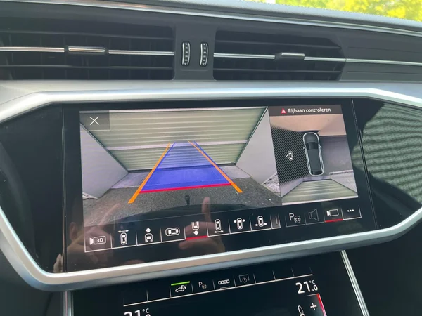 AUDI A6 Avant PHEV (2025) — foto 6 van 24