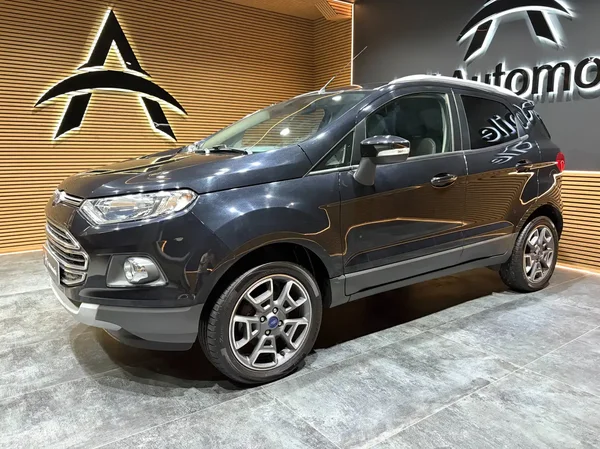 Ford Ecosport (2016) — foto 10 van 21