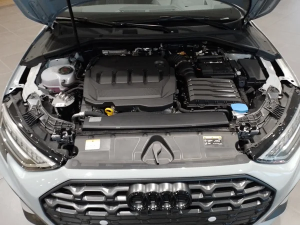 AUDI A3 Alltstreet (2024) — foto 10 van 13