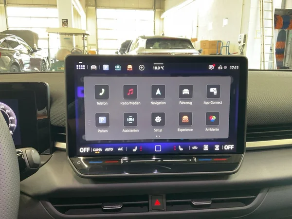 VOLKSWAGEN T-Roc (2025) — foto 5 van 24